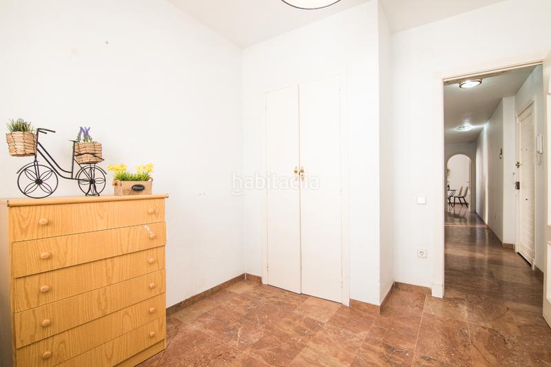 Foto 81bf3872-91d7-4c2a-849a-44b081043eaa. Etagenwohnung mit parking in Playa Levante Santa Pola