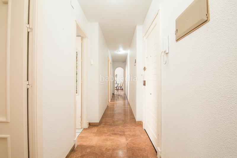 Foto e02bf6f2-424a-4b49-9f3d-5b0d8aa860c8. Etagenwohnung mit parking in Playa Levante Santa Pola