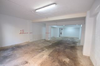 Business premise in Carrer almirante antequera 9. "oportunidad: local / garaje en playa levante - santa pola”