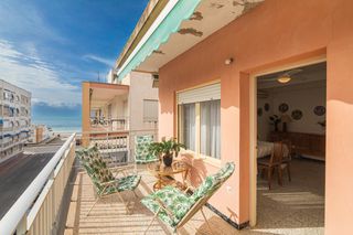 Flat in Calle enrique pire solís 9. ¡tu piso en playa lisa¡¡¡¡santa pola!