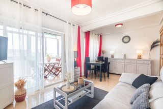 Pis a Calle huesca 19. ¡tu hogar a  solo 250m del mar!