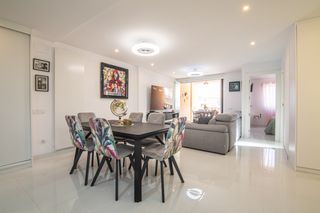 Apartament a Carrer juan sebastián elcano 160. Espectacular apartamento de diseño totalmente reformado