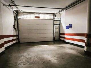Parking coche en Schamann - Rehoyas. Plaza de garaje