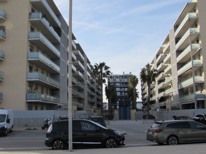 Foto 8c50634f-4877-4ff4-b022-311e4d1764ea. Dúplex amb calefacció piscina a Port Badalona
