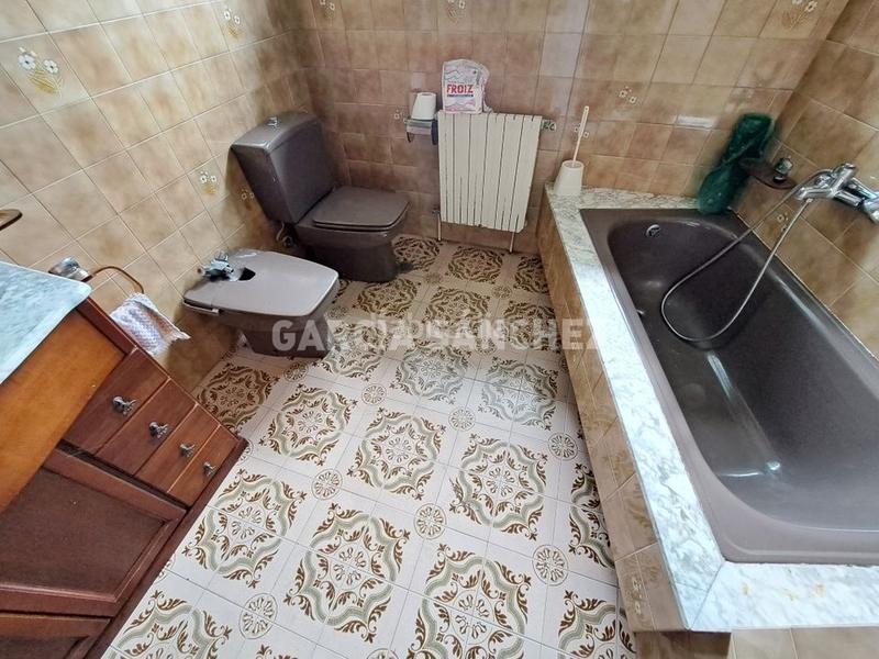 Foto 5ae27a96-eae3-467c-8884-fa515237b511. Haus in aldea brea 13 in Boiro