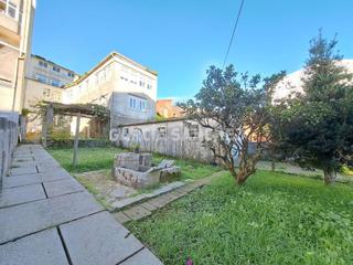 Maison jumelée à Rúa principal 23