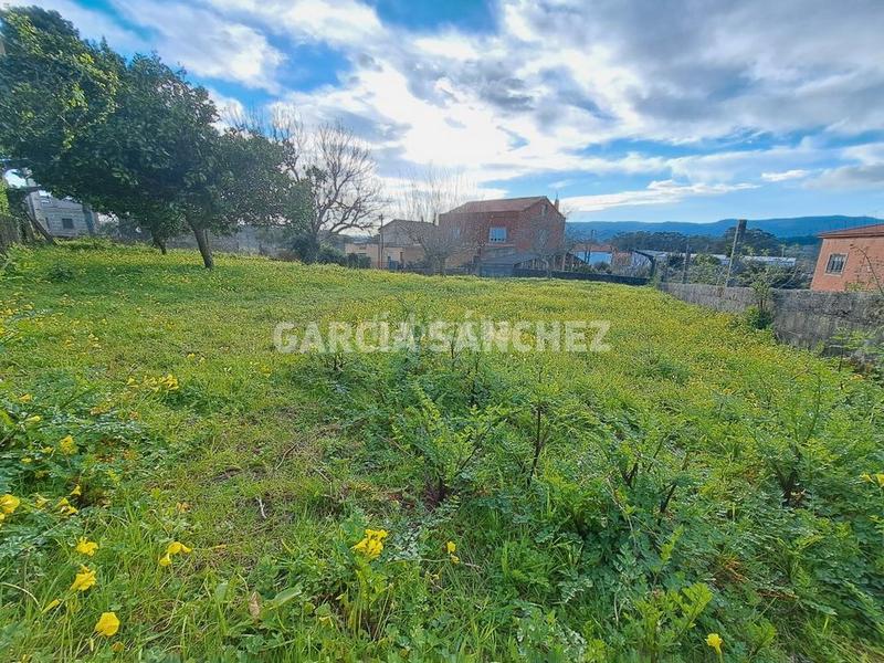 Foto 6557386d-a68e-41e6-a594-69e5a0f41dd6. Terreny residencial a aldea abanqueiro 45 a Boiro