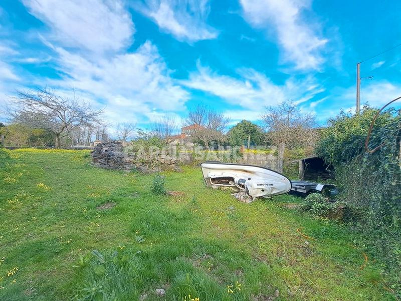 Foto 7785ac1c-1608-473b-9e17-1a769c52959d. Terreny residencial a aldea abanqueiro 45 a Boiro