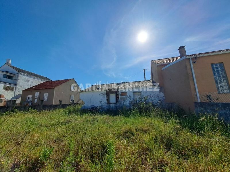 Foto 9130b420-0c74-4e1a-b201-14f4331fa89b. Terreno residenziale in santa uxía de Ribeira Ribeira