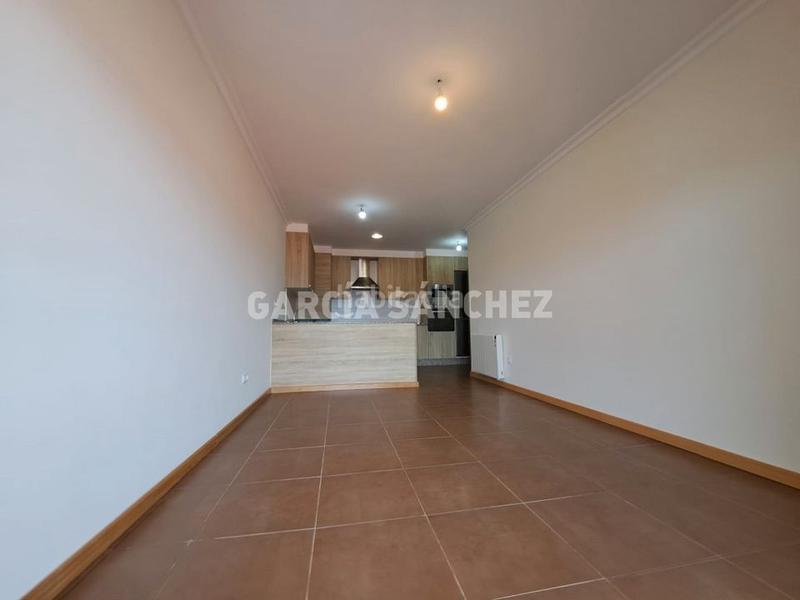 Foto 70e6cf0f-c359-47d1-8eec-ce6e4b306b59. Apartament amb aparcament a Boiro