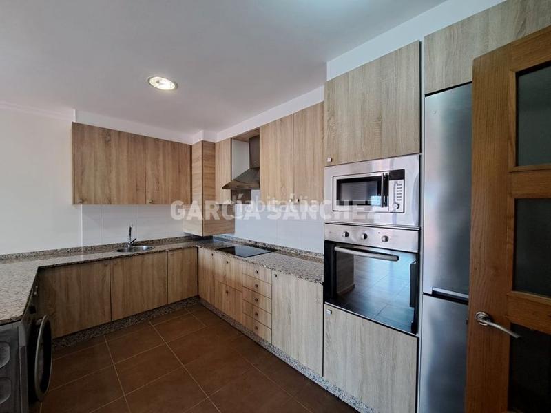 Foto 9bd7f4f3-23dc-4b6c-8892-4019ac7c0547. Apartament amb aparcament a Boiro