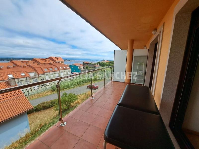 Foto a2518e14-a400-4c34-b854-abc5fe87acde. Apartament amb aparcament a Boiro