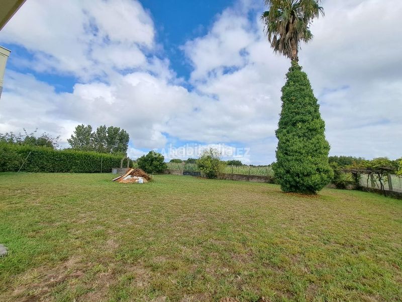 Foto d8e77bcb-edad-4344-abae-a3b359d7fdcc. Chalet en lugar chancelas 35 en Boiro