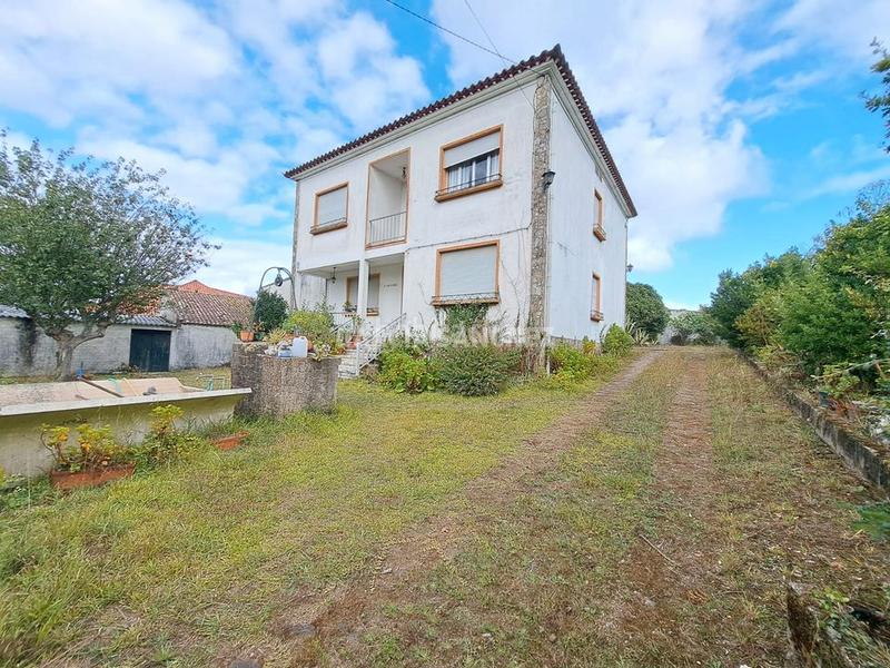 Foto 087c002f-20e3-4f76-b132-3908a74ce2dc. Casa a rua chazo 31 a Boiro