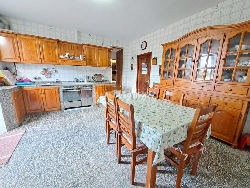 Foto c9cd4221-8e84-49e5-83e7-b7bf363565ce. Casa a rua chazo 31 a Boiro