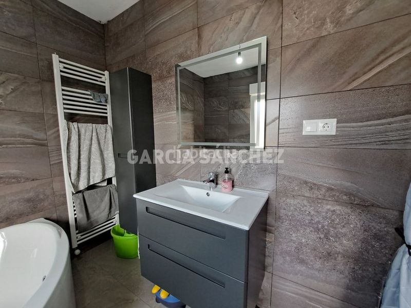 Foto 9fc0fdf3-a660-4908-8ffc-b2d762ba521a. Chalet en aldea abanqueiro 28 en Boiro