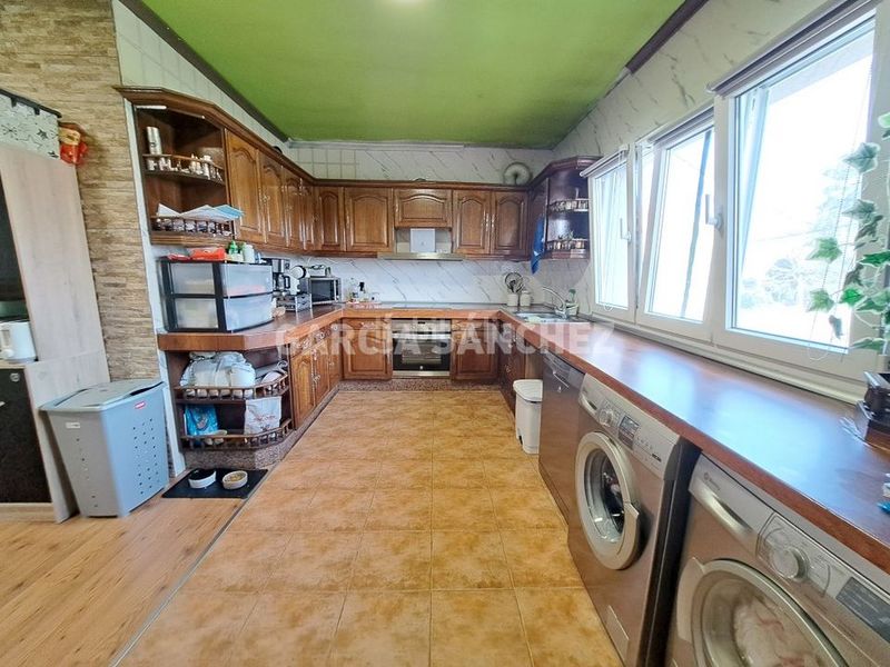 Foto ab4da36c-7a77-468e-b23a-022c5921a16f. Chalet en aldea abanqueiro 28 en Boiro