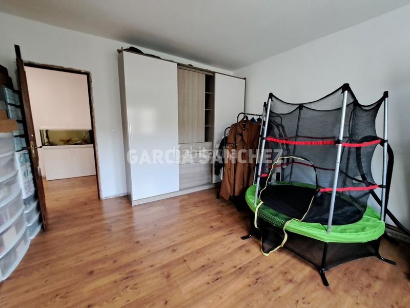 Foto 08bf1bf3-2b35-4d62-a48e-77d18063da87. Xalet a aldea abanqueiro 28 a Boiro