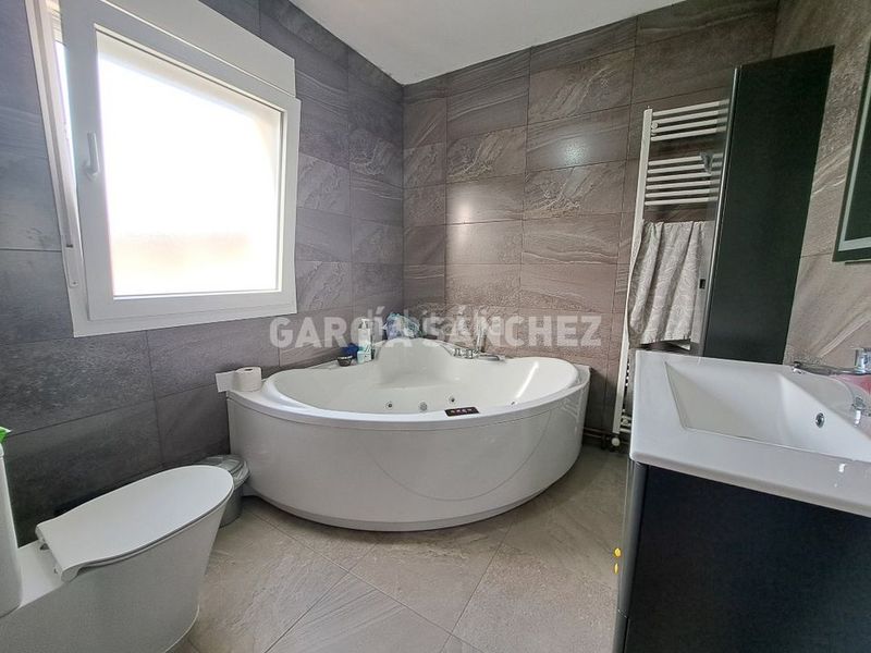 Foto 29d3260f-d74c-4636-8af8-cf9e1420a03b. Xalet a aldea abanqueiro 28 a Boiro