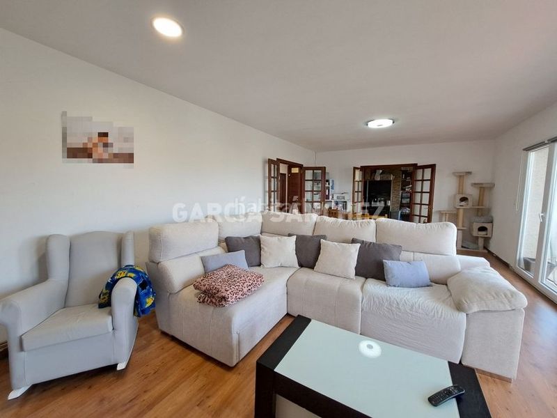 Foto 6537cf0f-1657-4679-8f04-35ed1f9f7228. Xalet a aldea abanqueiro 28 a Boiro