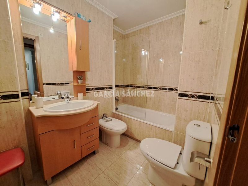 Foto db9b3155-6186-4582-8974-17b454908836. Apartament a avenida da constitución 14 a Boiro