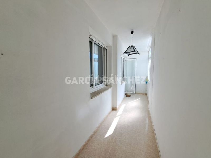 Foto 4f46f966-5172-4ba5-a63a-efb9ef538c5c. Appartement avec parking dans Boiro