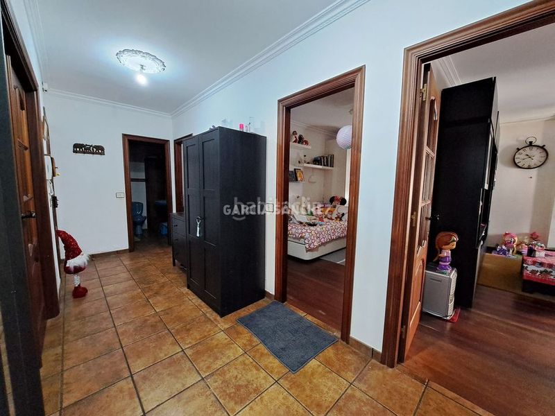 Foto ad6bd531-2685-4820-be39-89e778264e79. Piso en Pobra do Caramiñal (A)