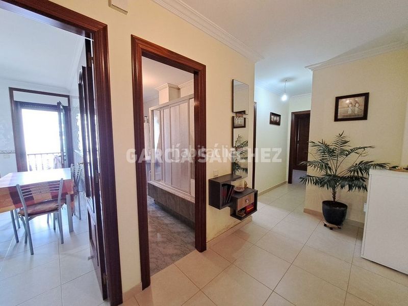 Foto 2f2196c7-ac35-4cbc-8d80-b6ff3f93c529. Apartamento en Boiro