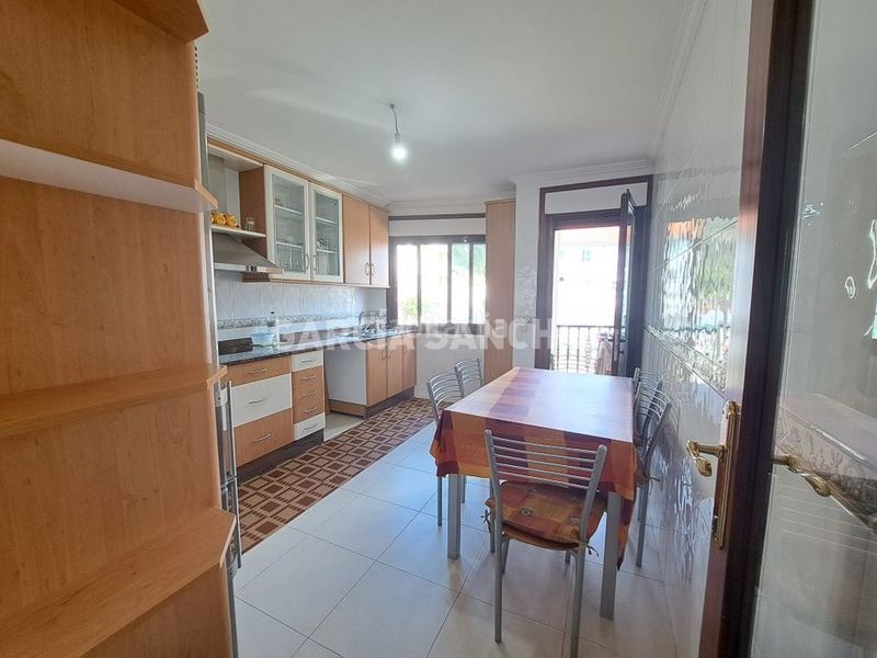 Foto 9f77b558-e6e4-4034-bfa2-bdc25358543c. Apartamento en Boiro