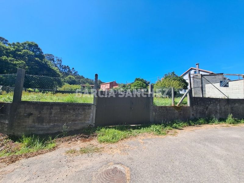 Foto 2e8fb5aa-b78b-4946-a245-0215f0a839c8. Terreny residencial a trevonzos 26 a Boiro