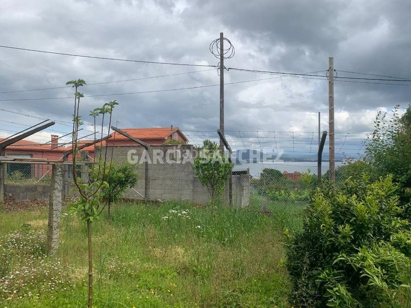 Foto d2af91ec-618c-4f8e-8d78-c0efe0b52a91. Terreny residencial a trevonzos 26 a Boiro