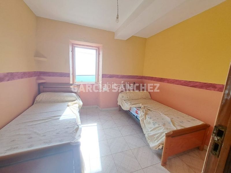 Foto ed906eaf-3746-49e2-80f3-db30a41c9ce6. Casa a Boiro