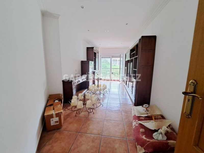 Foto 4ef18ce4-85b9-4378-9595-8e048d7ae0f5. Piso en Boiro