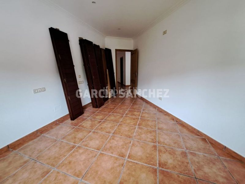 Foto 5e9e418b-22e5-44e5-977a-63362a37236a. Piso en Boiro