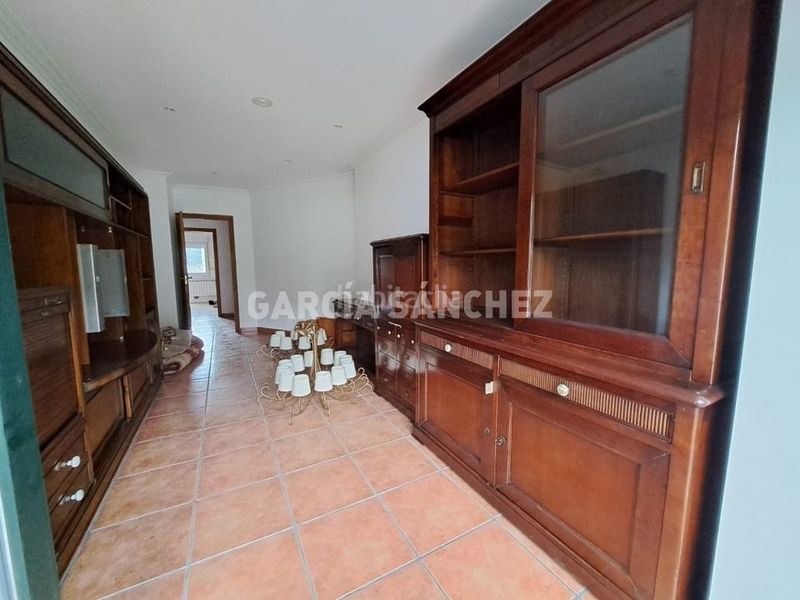 Foto 6060bec3-14f7-4904-900c-5da38a9c4a2a. Piso en Boiro