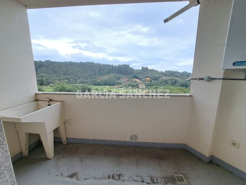 Foto 6769e612-b9c6-43d7-b0b1-e9042a89611b. Piso en Boiro