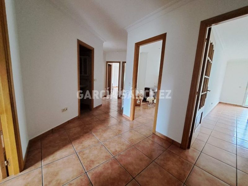 Foto f5a57b2d-1f1d-47ca-89f9-89004f65d4b0. Piso en Boiro