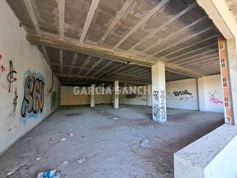 Foto eaf3916a-344e-4893-a9aa-bc81335ccdef. Local comercial a Boiro