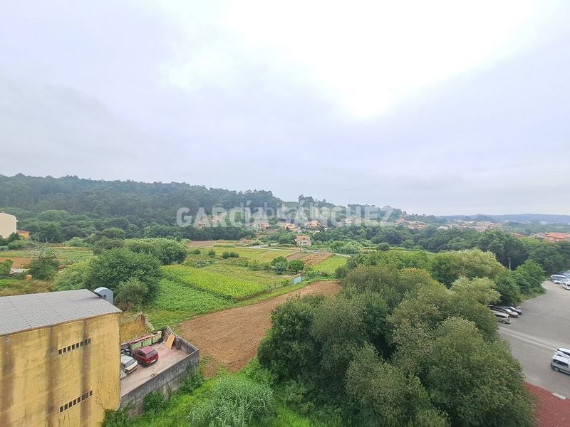 Foto b73590c6-368a-4662-9bbc-131ddef56ad3. Pis a Boiro