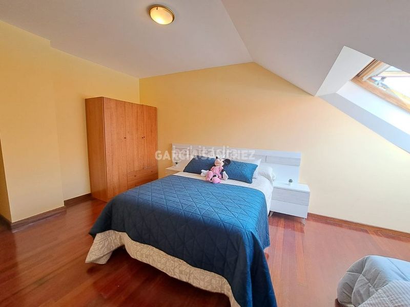 Foto b56b4fa0-892d-4bde-a13c-c6128fffacb8. Duplex avec chauffage dans Boiro