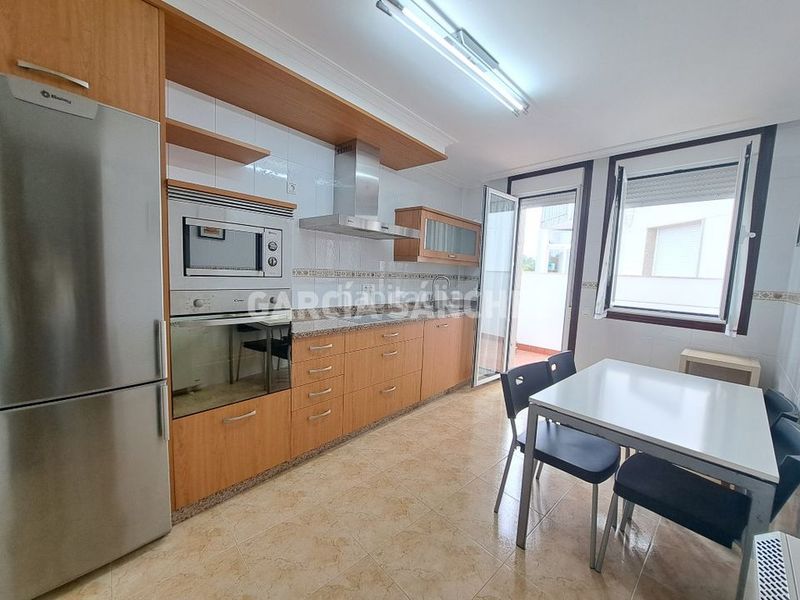 Foto e2c7b28d-53ba-4fae-bc8b-0195cd43690a. Apartamento en rúa as mangas 0 en Boiro