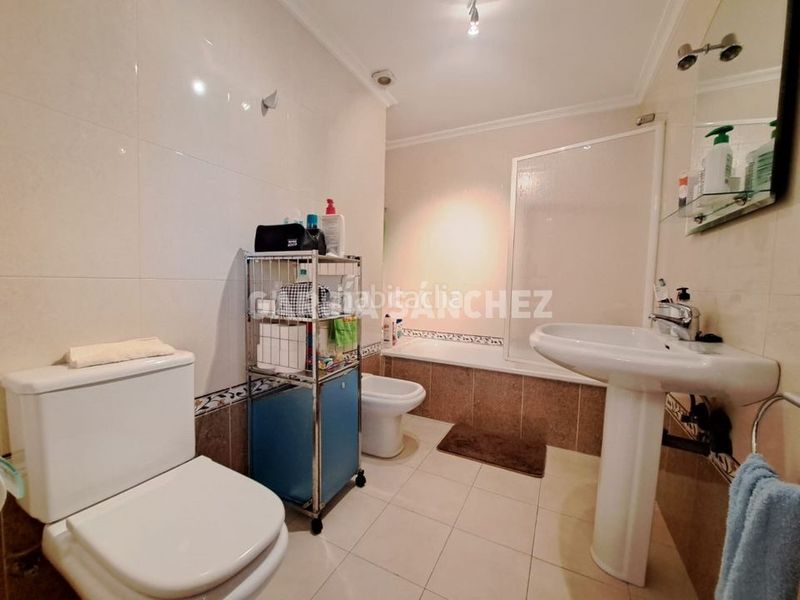 Foto a98f53b8-ea16-4dad-957d-bfe75b22bb26. Apartamento en Boiro