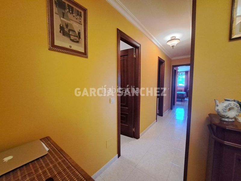 Foto 032b2422-5d30-4d87-9a8d-208e3d323f1c. Apartamento en Boiro