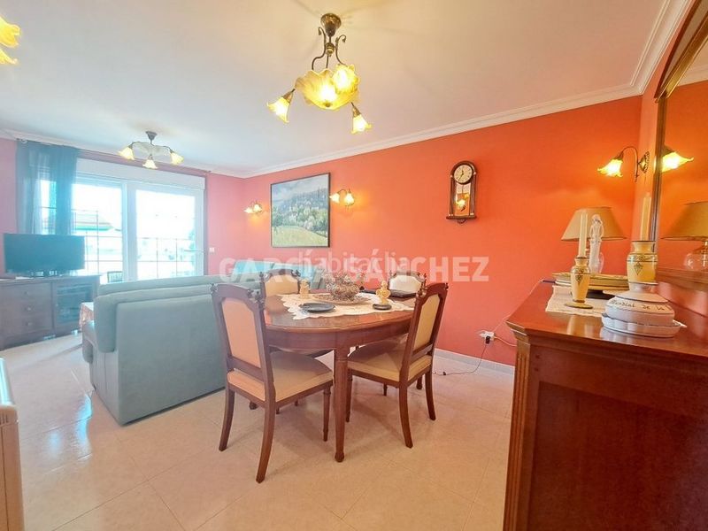 Foto 261f6659-0569-44d9-b632-73e5d77180fe. Apartamento en Boiro