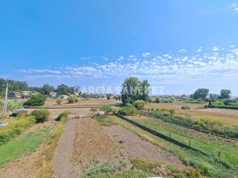Foto a22099d5-7498-48d4-b63e-a23d6ba052b8. Apartamento en Boiro