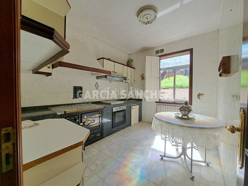 Foto bef17bfe-4884-49b9-89dd-c8e83560cf70. Casa a Noia