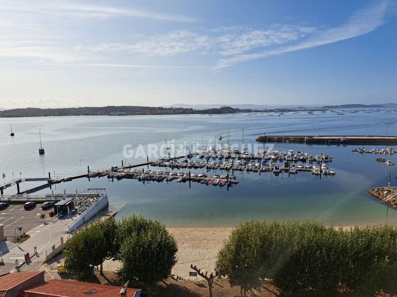 Foto 8ba41d92-6402-44c3-a548-d2a5588fb45c. Apartament a calle peralto 86 a Boiro