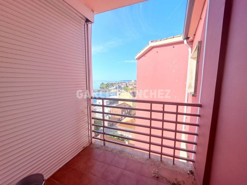 Foto a3e6c366-2025-4806-a302-f3a5d36563b9. Apartament a calle peralto 86 a Boiro
