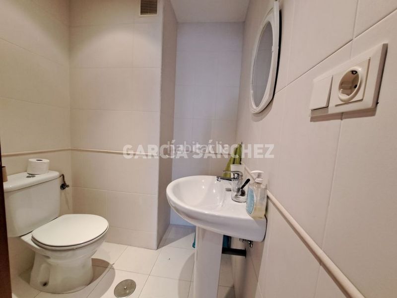 Foto dcd847b5-c615-46dd-8fcb-67ff68526055. Apartament a calle peralto 86 a Boiro