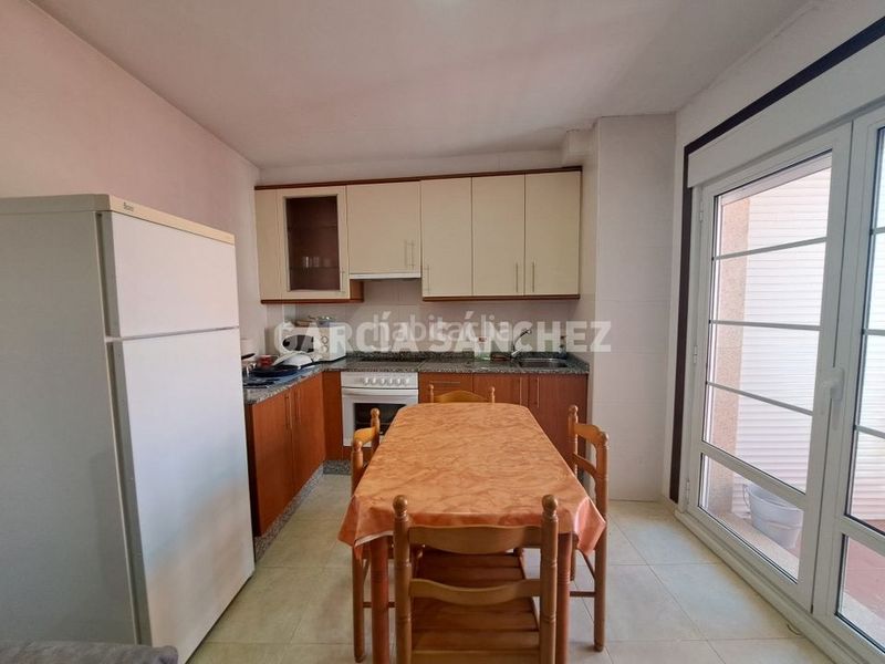 Foto ddec472a-5fdf-48c0-b2ed-d5be418390bd. Apartament a calle peralto 86 a Boiro